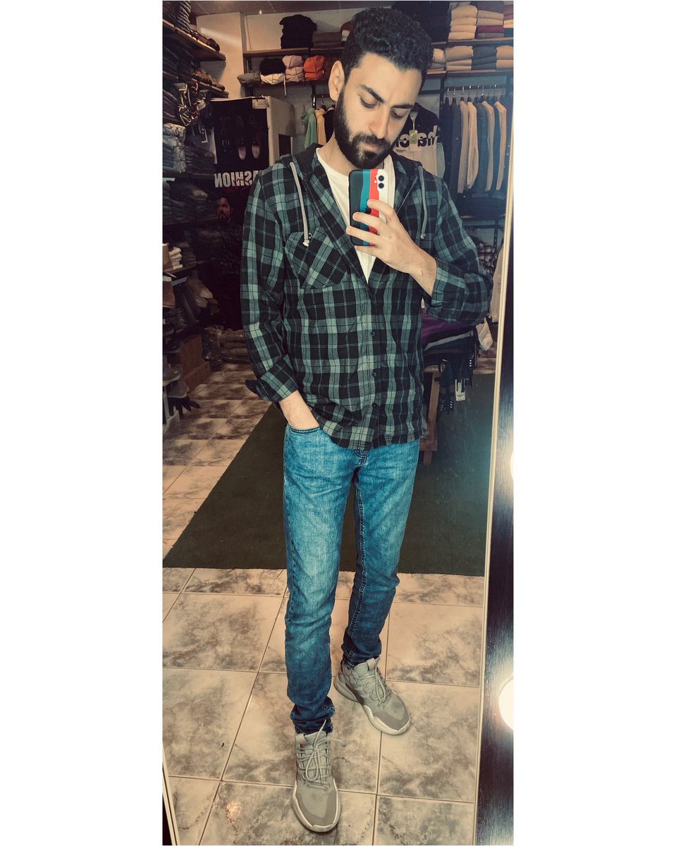 Motelp2's tweet photo. nothing kills you like your mind 🍏 https://t.co/LpsOT0kbEb