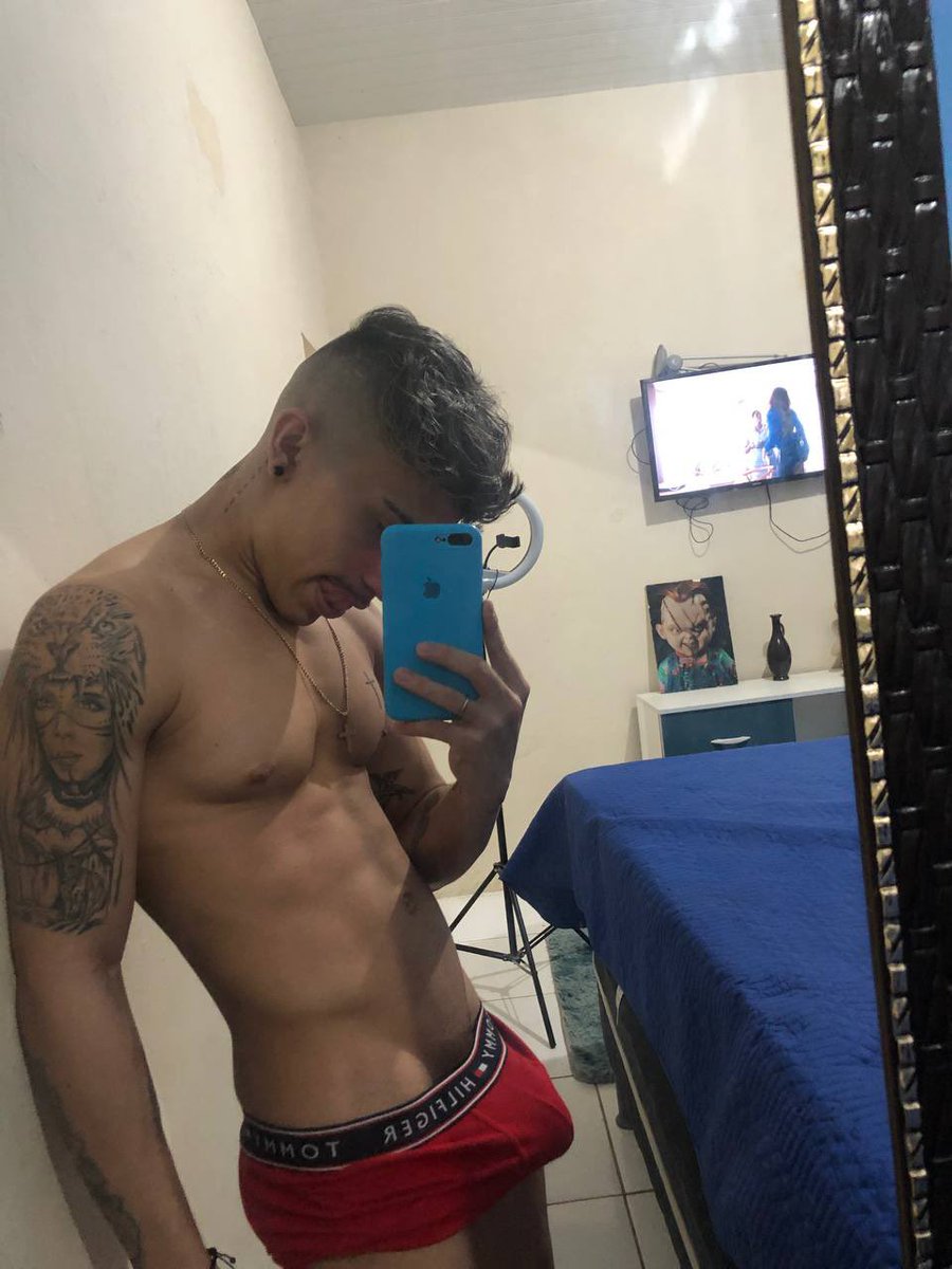 sufistadefortal's tweet image. Curte um novinho no sigilo ? Rt e like