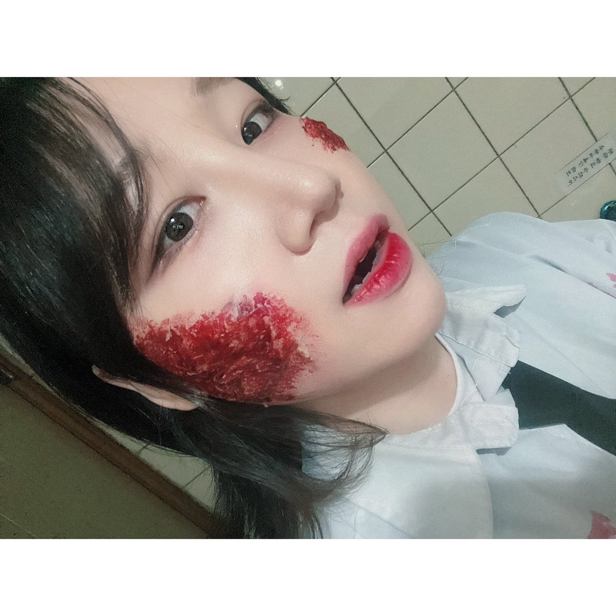 햅삐 할로원..^^*
일합니당 :)☠️👽