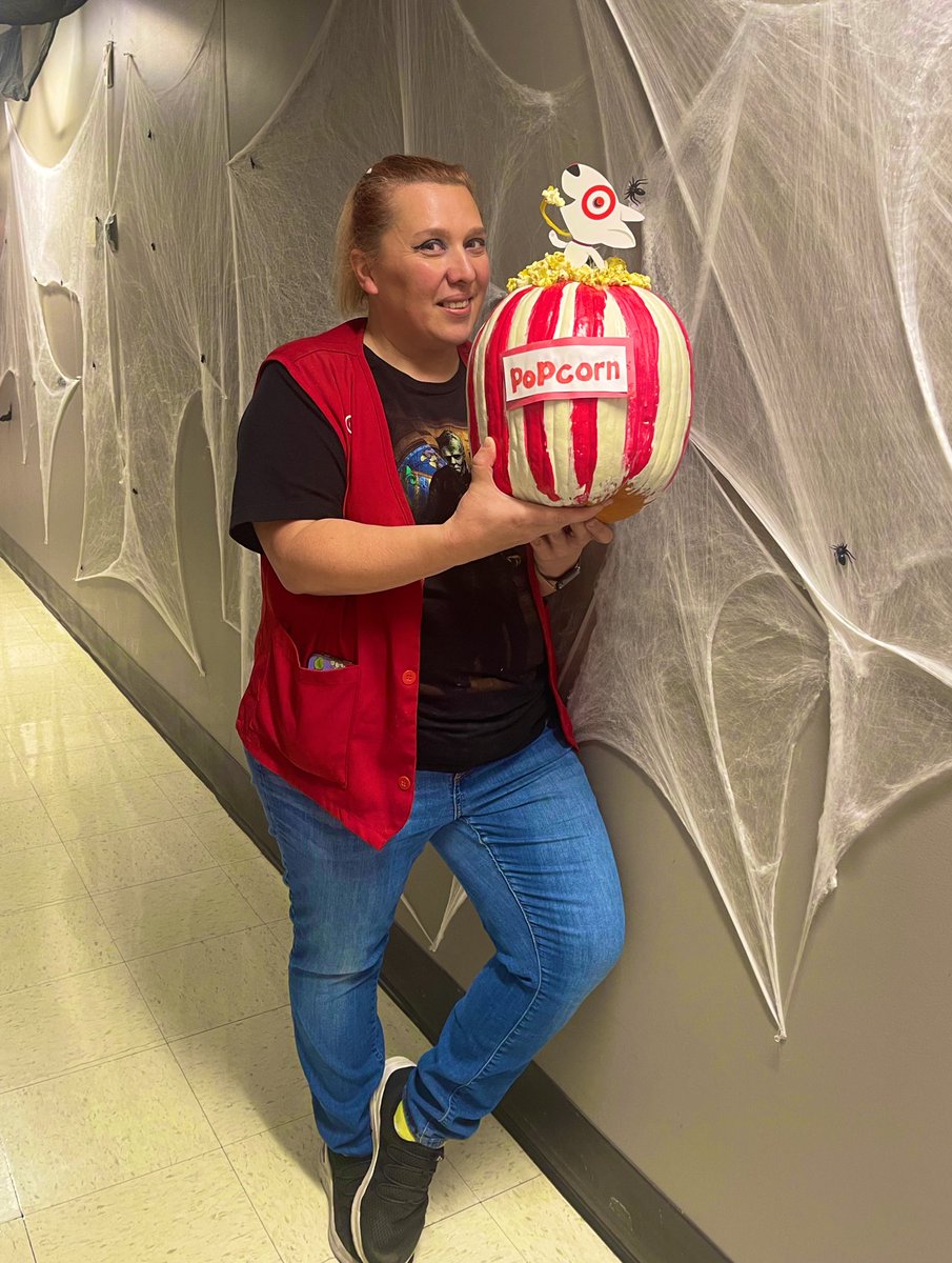 Nicole Mazur tweet media