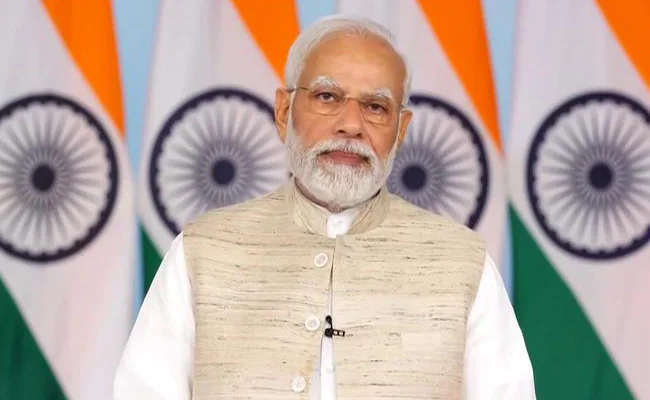 ndtv's tweet photo. "Centre Is Working On Providing 10 Lakh Jobs", Says PM Modi https://t.co/JhlmfqrcGz https://t.co/yJM1JpPbEB