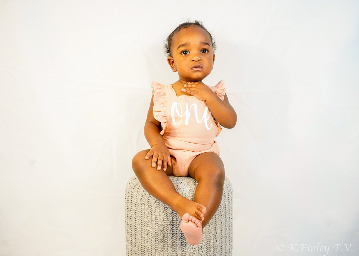 PrettyAutumm's tweet photo. We officially have a one year old 🥺🥺 Happy 1st Birthday Zyla🫶🏾🫶🏾 https://t.co/DEmt2mIXAq