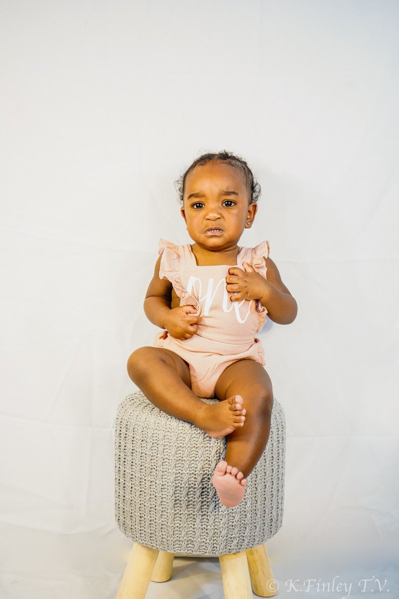 PrettyAutumm's tweet photo. We officially have a one year old 🥺🥺 Happy 1st Birthday Zyla🫶🏾🫶🏾 https://t.co/DEmt2mIXAq
