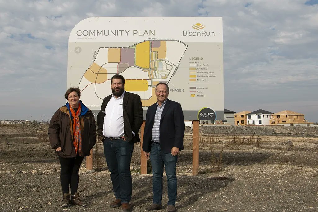 QCWinnipeg's tweet photo. Read our latest blog to see how progress in our newest community of Bison Run is going: https://t.co/WhBbuU0ZcC #BisonRun #NewCommunity #NewNeighbourhood https://t.co/NEQ9qzslIS