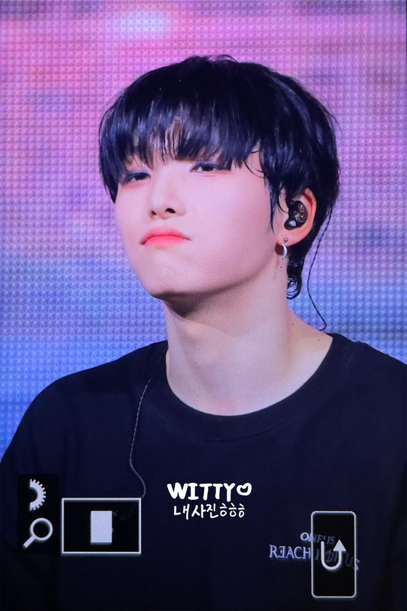 witty0607's tweet photo. 221029 #서호 #원어스 #ONEUS https://t.co/DLAYxudcoc