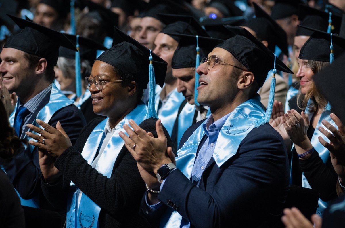 essec's tweet photo. C’est un plaisir de toutes et tous vous revoir aujourd’hui.
Vous êtes plus de 300 diplômés de l’ESSEC Executive Education.
#felicitations #ESSECgrad https://t.co/kv6u7FjcdR