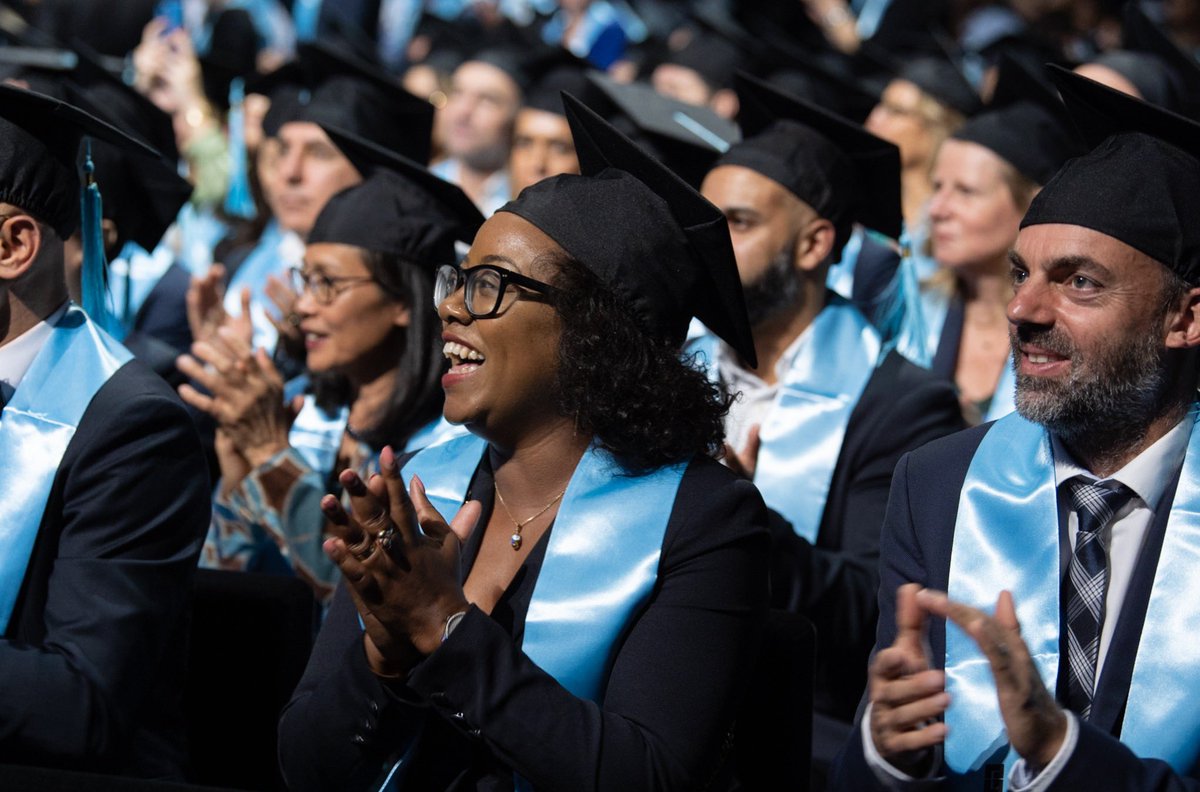 essec's tweet photo. C’est un plaisir de toutes et tous vous revoir aujourd’hui.
Vous êtes plus de 300 diplômés de l’ESSEC Executive Education.
#felicitations #ESSECgrad https://t.co/kv6u7FjcdR
