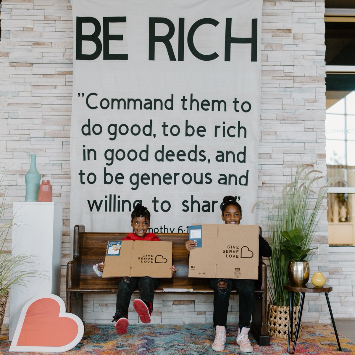 We love seeing kids helping kids! Across our Atlanta-area churches, kids are getting involved to #giveservelove their communities. Check out how your family can get involved at your local church!