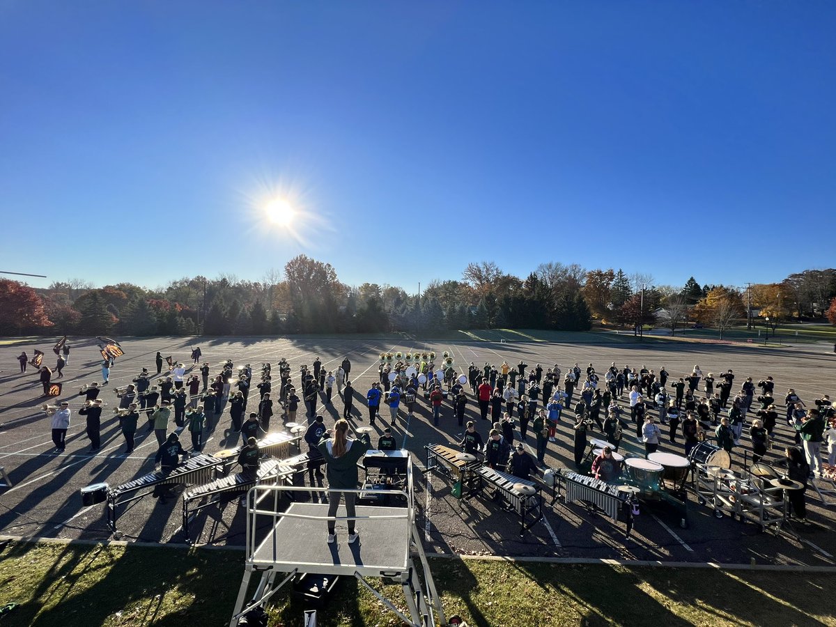 Musical_Bees's tweet photo. Last morning of the season. Here we go!!
#LordOfTheRings #LOTR
#WeRMedina #OMEASMBF https://t.co/NseyvDD7rc
