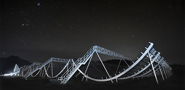 Perimeter's tweet photo. Perimeter’s Kendrick Smith is part of the CHIME team that won the Brockhouse Canada Prize earlier this week. “It’s been both incredibly challenging and incredibly rewarding to be part of this made-in-Canada astrophysical success story,” Smith says. https://t.co/ue8MuwGheN https://t.co/6HGnAMF7n4