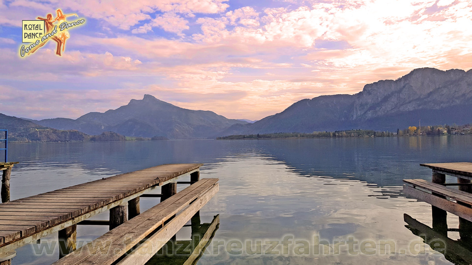 InfoRoyaldance's tweet photo. ☀️-ige Grüße vom Start unserer #Tanzreise Mondsee😎🍁🇦🇹
Bei sommerlichen Temperaturen geht es heute los mit #Tango und #Jive und im Anschluss #Workshops mit  #Slowfox🥰🎶🌊😁
#royaldance #royaldancetanzreisen #tanzreisen #tanzferien #tanzurlaub https://t.co/1jOCFhHRNg