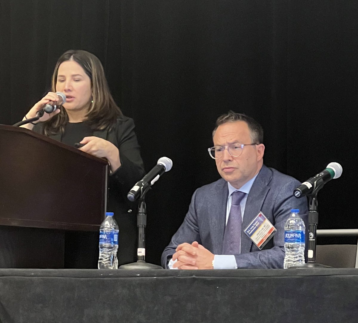 StephenVLiu's tweet image. Learning about the potential benefit of proton beam radiation from Dr. @NitikaPaudel at #DCLung22 - single gantry model at @LombardiCancer shown. Newer technology showing less exposure vs passive scatter. Awaiting results from ongoing #RTOG study.