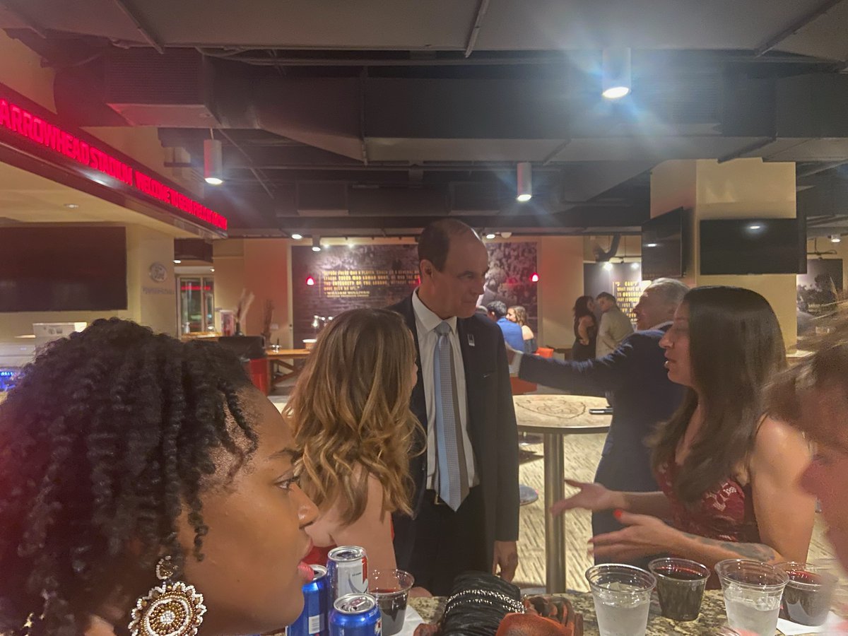 Steven Johnson tweet media