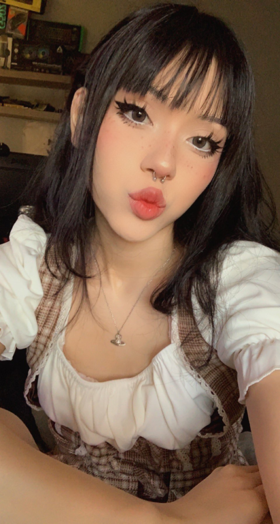 TW Pornstars - 1 pic. Linabob. Twitter. hi ୧(๑•̀ㅁ•́๑)૭✧. 2:26 PM - 29 Oct  2022