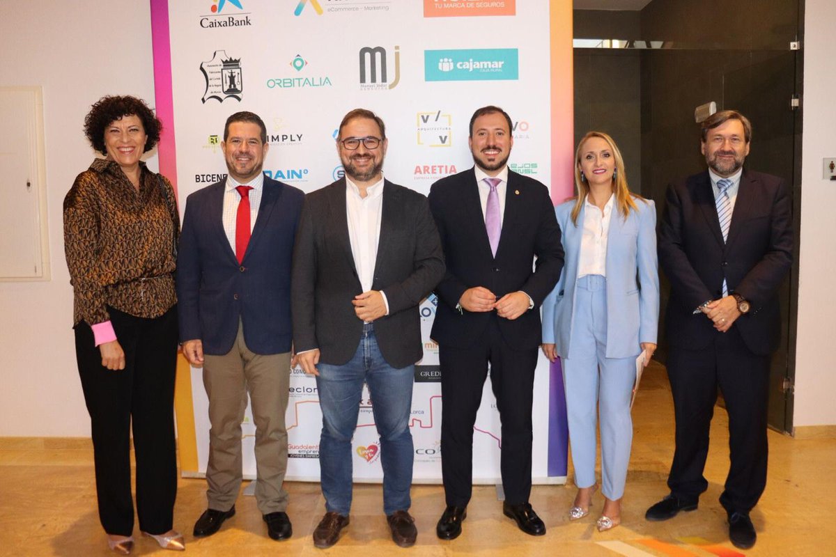 🆕"Lorca Empresarial" reúne en Lorca a los principales empresarios de la Región de Murcia 

🗣El vicealcalde <a href="/morales_fmg/">Francisco Morales</a>: “más de 150 participantes y más de 50 patrocinadores han respaldado este gran evento en beneficio de Lorca y nuestros empresarios”

🔗lorca.es/noticias/notic…