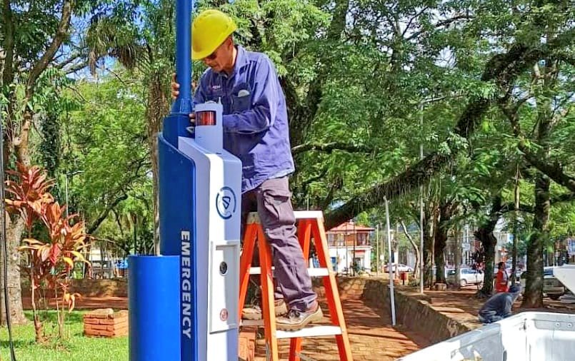 Con más cámaras de #videovigilancia y en Full HD así está #Oberá hoy. 

#Misiones
#HagamosQueLoBuenoCrezca
#Prevención
<a href="/gobmisiones/">Gobierno de Misiones</a>
<a href="/MuniObera/">MunicipalidadObera</a>