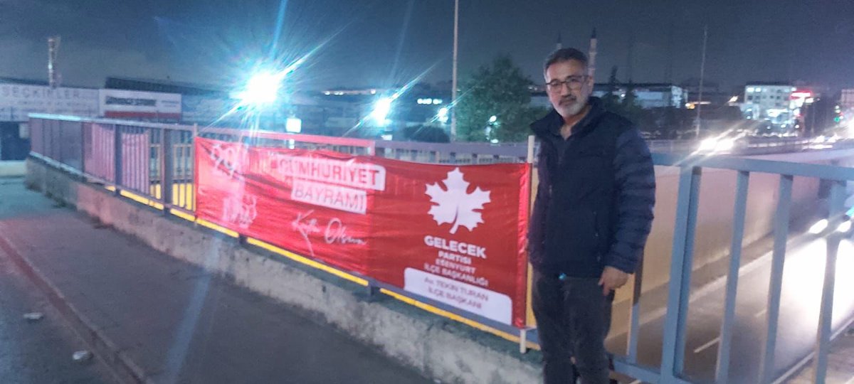 EsenyurtGelecek's tweet photo. Cumhuriyet Bayramımız Kutlu Olsun.
@Ahmet_Davutoglu @isamesihsahin @avtekinturan @GelecekPartiTR @istgelecek 
#29EkimCumhiyetBayramı https://t.co/XL2Wxigk64
