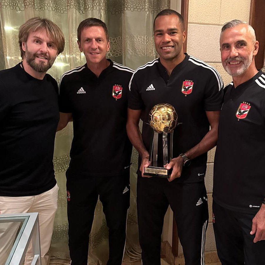 FairplayAgency's tweet photo. 🤝Congratulations to our coach @MarcelKollerFPA , staff, team and all those who work with us and our great fans of course! and now continue to work seriously to achieve further goals! ⭐️🏆🥇❤️🇪🇬
#alahly #alahlyegipt #alahlysc #marcelkoller #YallaYaAhly #allezahly #fpa #champion https://t.co/QLAILT9lKR