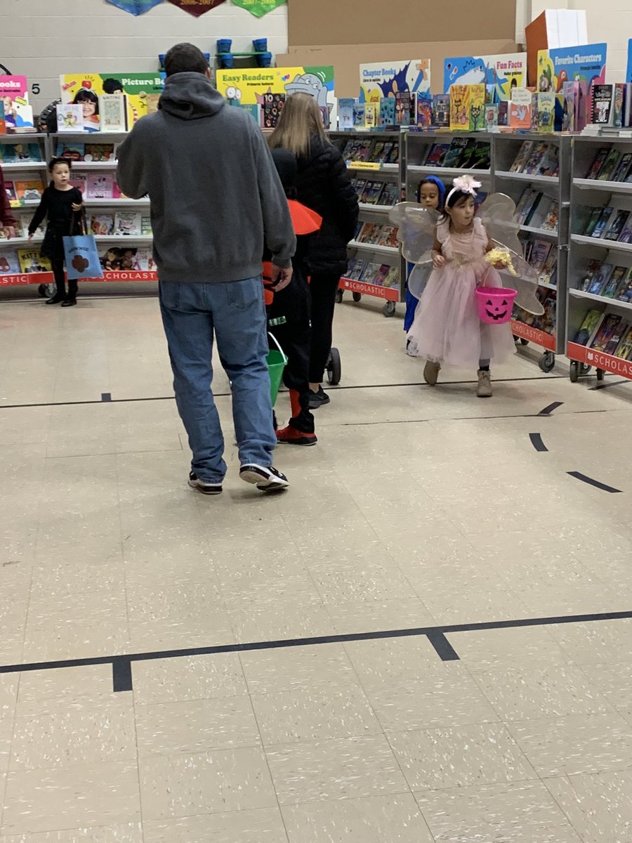 Uncas Elementary School tweet media