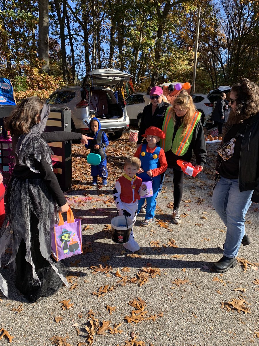 Uncas Elementary School tweet media