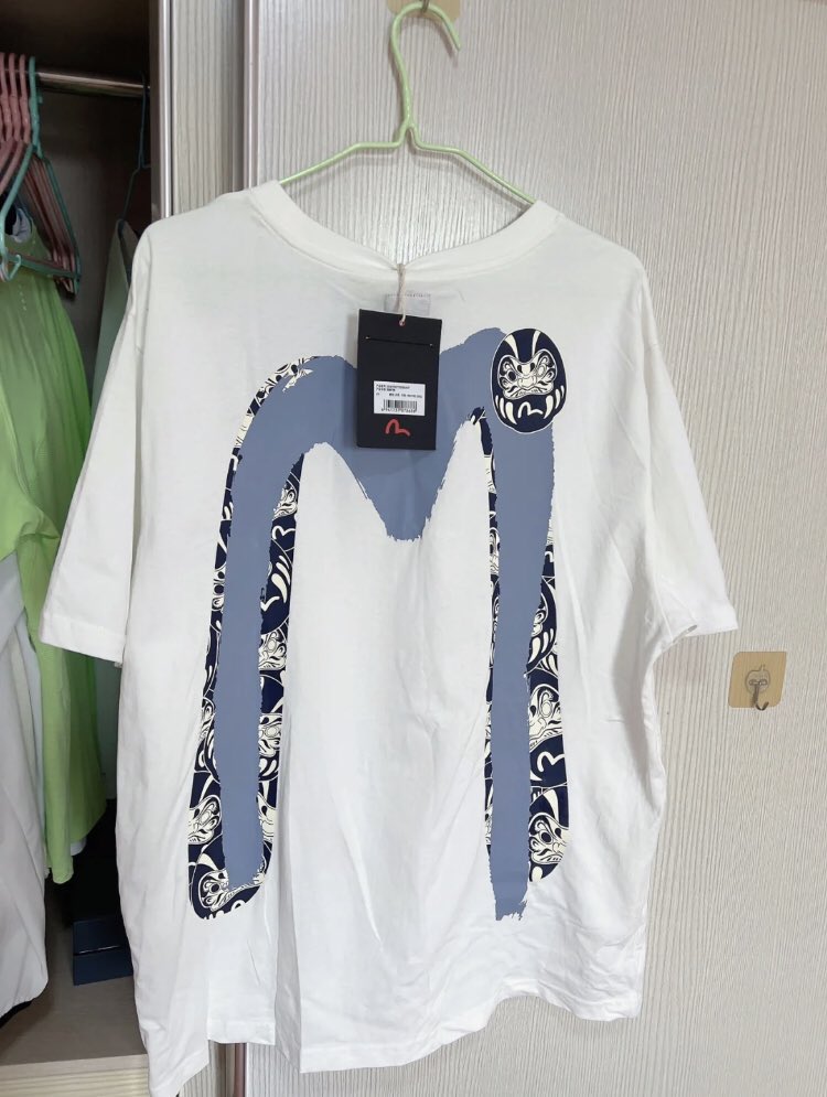 忽然看到还没来的及穿就要过冬了的衣服