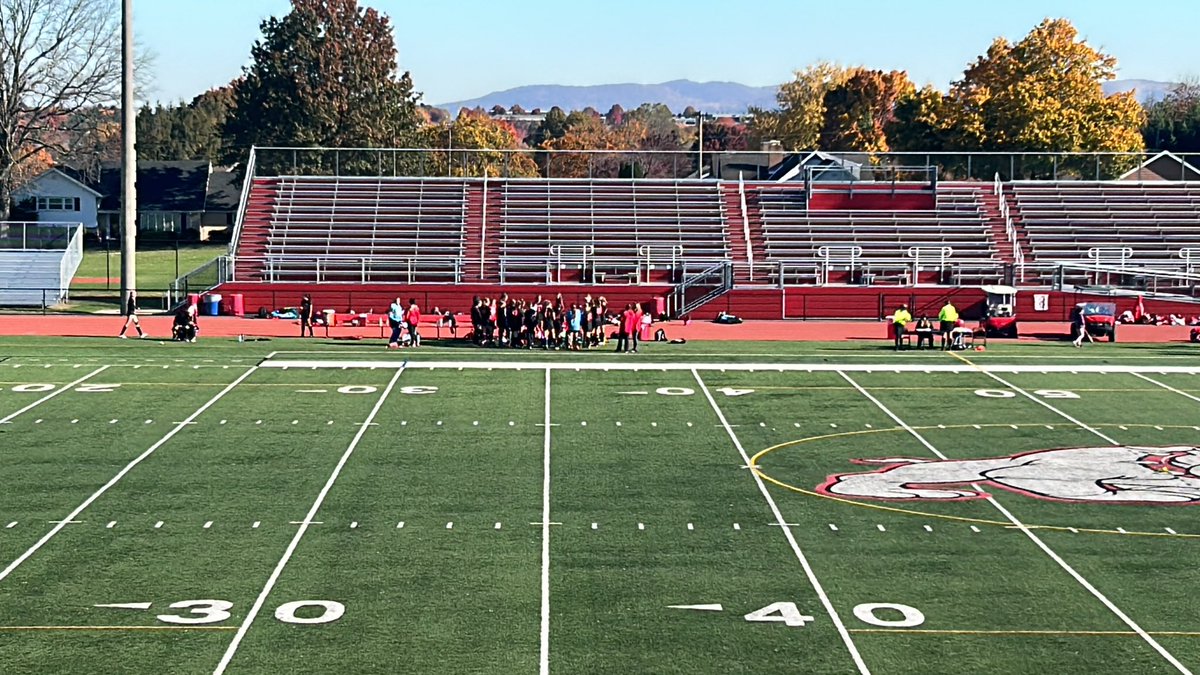 At the half, Wilson still leads 1-0