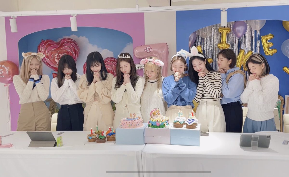 Ryujinmal5's tweet photo. #MAMAVOTE  #TWICE https://t.co/k43Btkj0mc