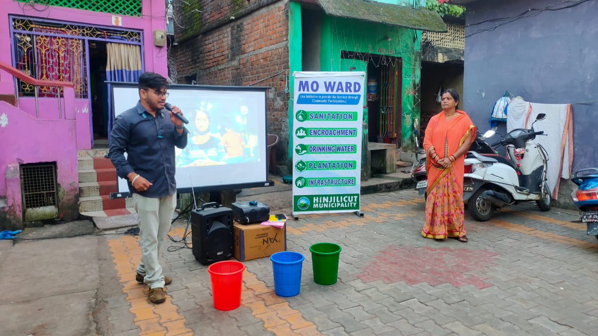MC_Hinjilicut's tweet photo. Awareness on segragation of waste, #useofdustbin and ban on #singleUsePlastic at #MoWard meeting in Hinjilicut Municipality. All peole are requested to #JoinHandsTogether to make our city clean.
@DUDA_Ganjam
@Ganjam_Admin
@HUDDeptOdisha
#SwachhaSurvekshan2023 https://t.co/ww3KB2M3hw