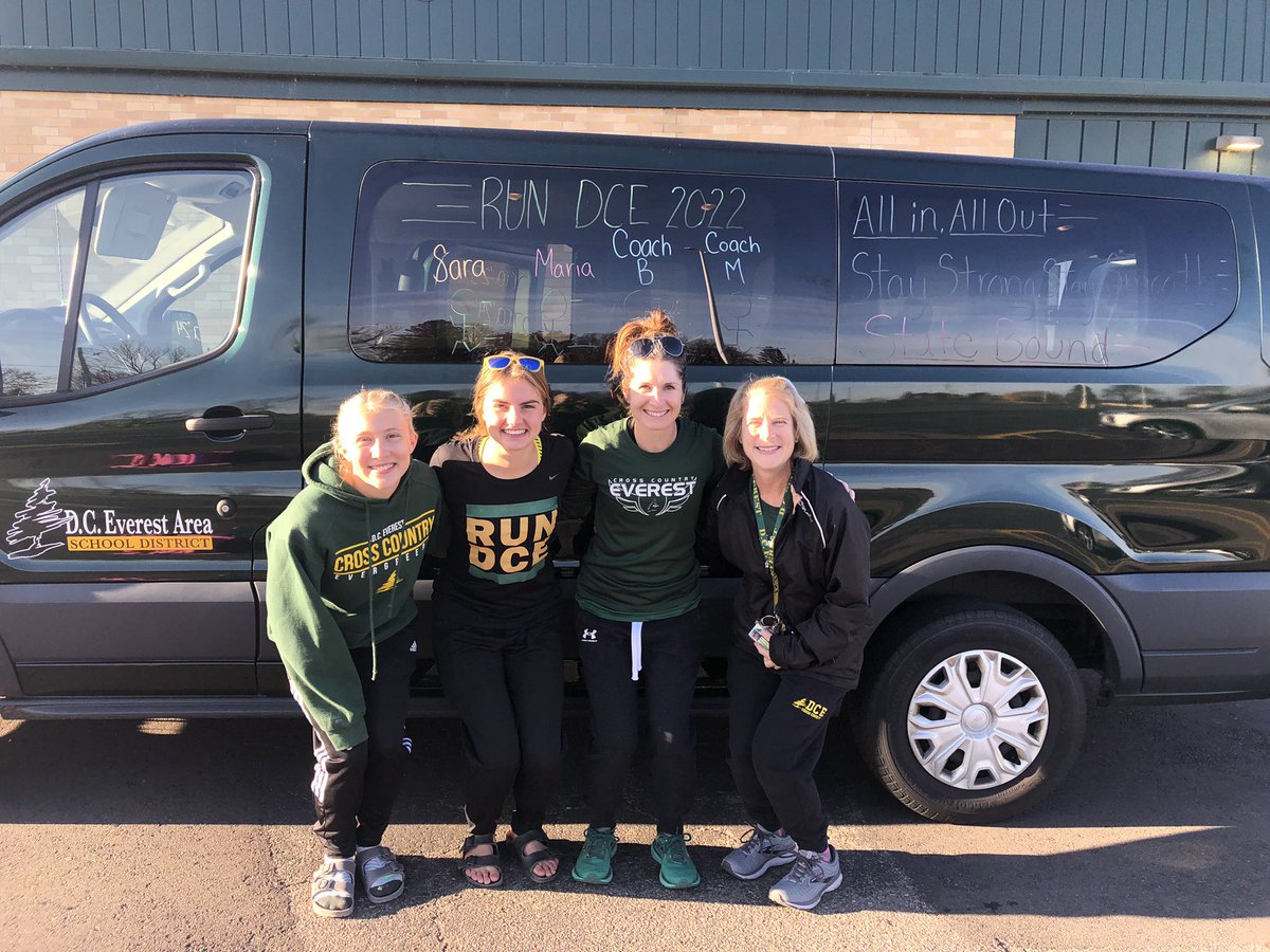 RunDanceLive's tweet photo. We are on our way. #DCECC #StateBound #CarrythE https://t.co/0syNTeeTZk