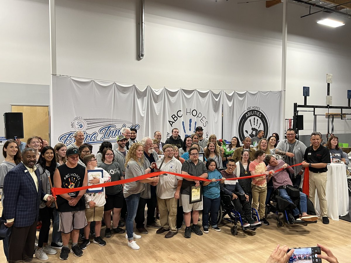 Coach_ASantos's tweet photo. Ribbon Cutting Ceremony &amp; 10 Year Anniversary! @ABC_HOPES was the place to be last night! Happy for the Moore Family and all the Hopers! #WhereHouse https://t.co/IVNbk7m4PI