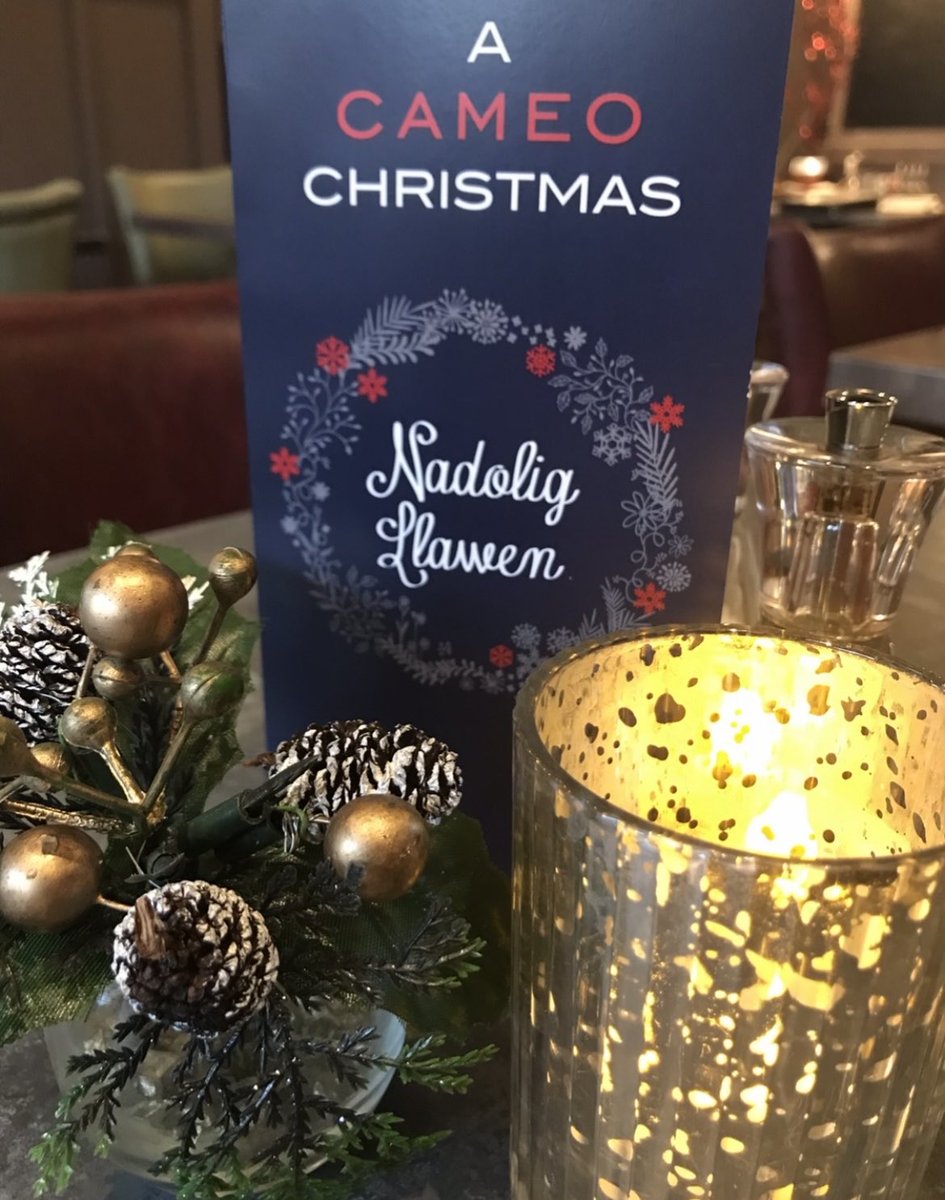 CameoWellfield's tweet photo. Book a table or our private room for your festive gathering #booknow #tapas #smallplates #buffets #sharingboards #cocktails 🥂🍹🎅🏻 https://t.co/jXAoWW3ILC