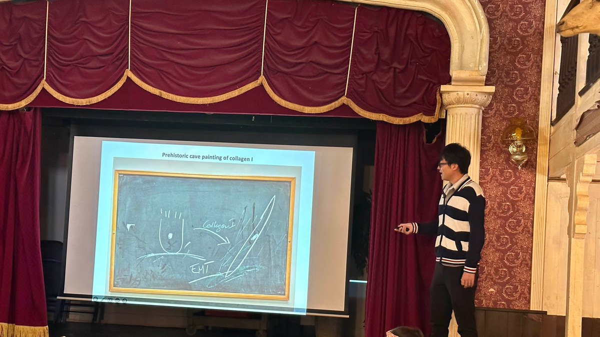 Val_LeBleu's tweet photo. @YangChenPhD telling us about the history of his project with @rkalluriMDPhD and the first drawing of the idea! #kallurilabturns25 #25yearsofglory #kallurilabrocks @KalluriLab https://t.co/wj6Aumxknm