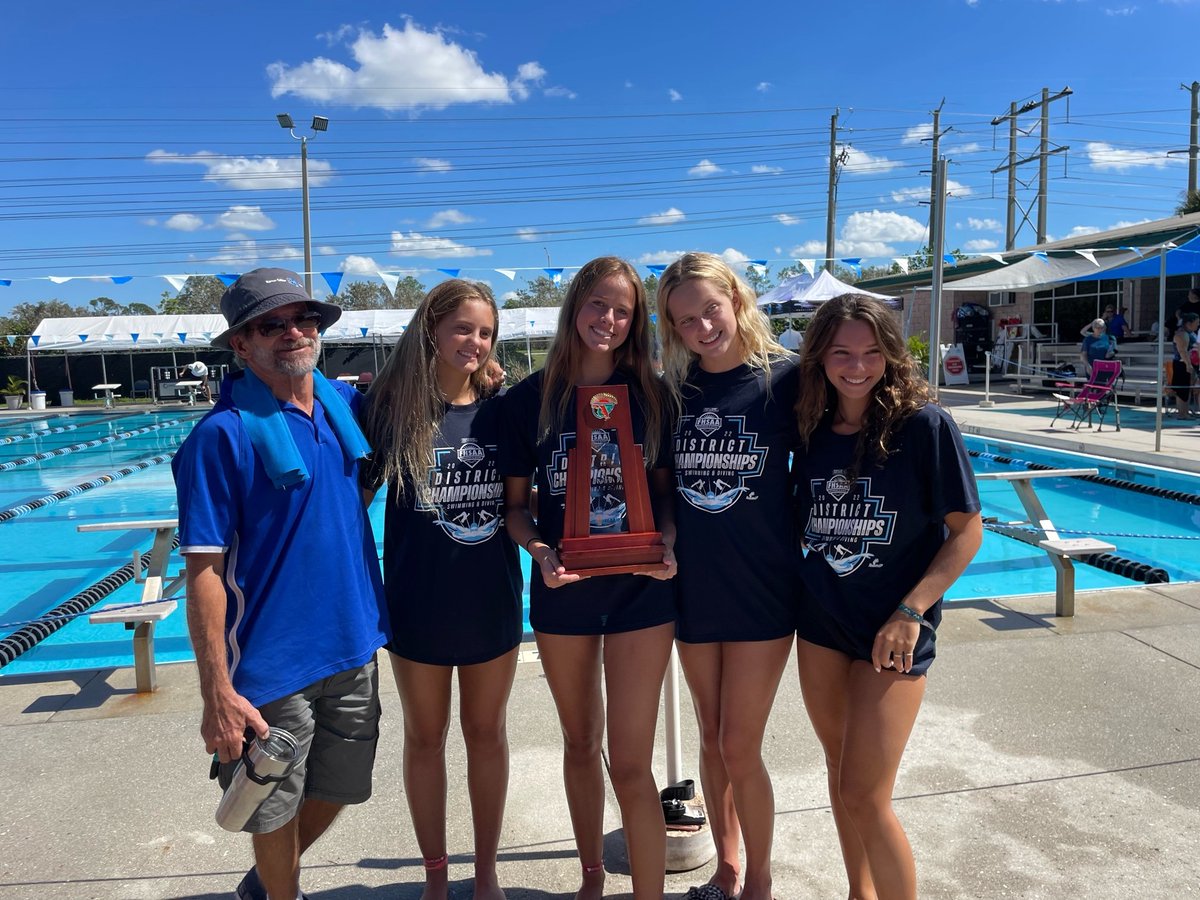 District Team championship pics 🏆 @BarronCollier @NDN_PrepZone @ndn @collierschools