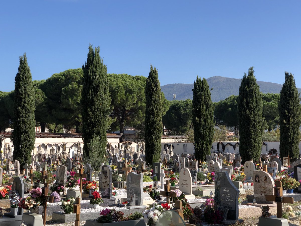 comunepo's tweet photo. Più di 1,4 mln per manutenzione straordinaria di #cimiteri a #Prato conclusi nel 2022.
I lavori disposti dall’assessorato alla #Città curata hanno riguardato i cimiteri di #Chiesanuova, #Coiano, #Mezzana, #Grignano, #Pizzidimonte, #Galciana, #Iolo e Sant’Ippolito @MattBiff https://t.co/F52Xy5ETR2