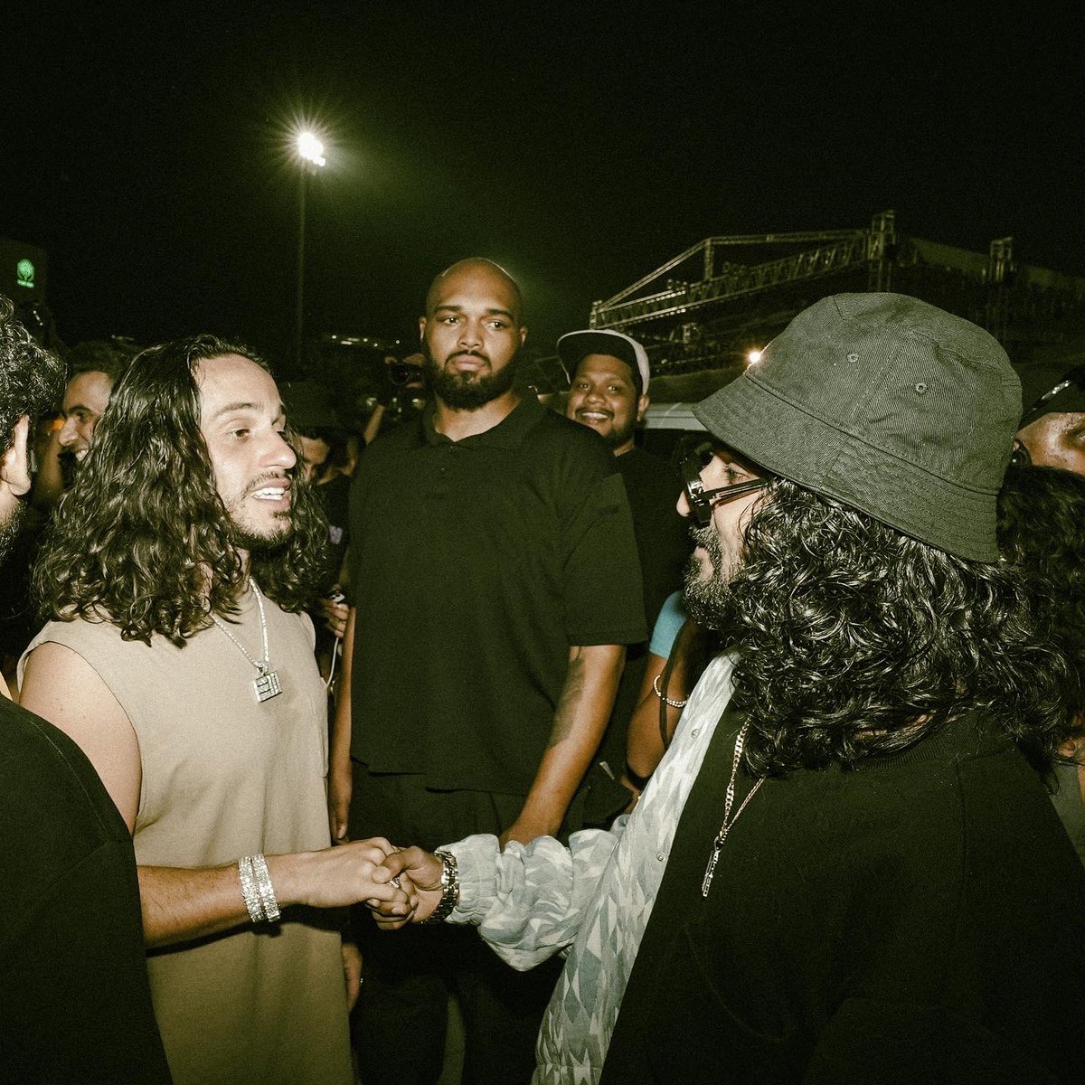 emiwaytweets's tweet photo. INDEPENDENT 🤝 HIP HOP @russdiemon https://t.co/8CDhP2ASC7