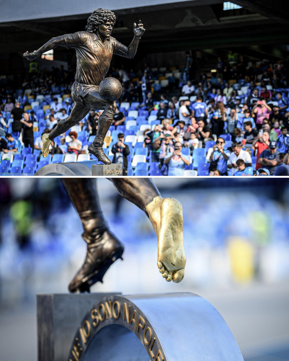 Napoli unveiled a Diego Maradona statue ahead of today's game and it's perfect 👏