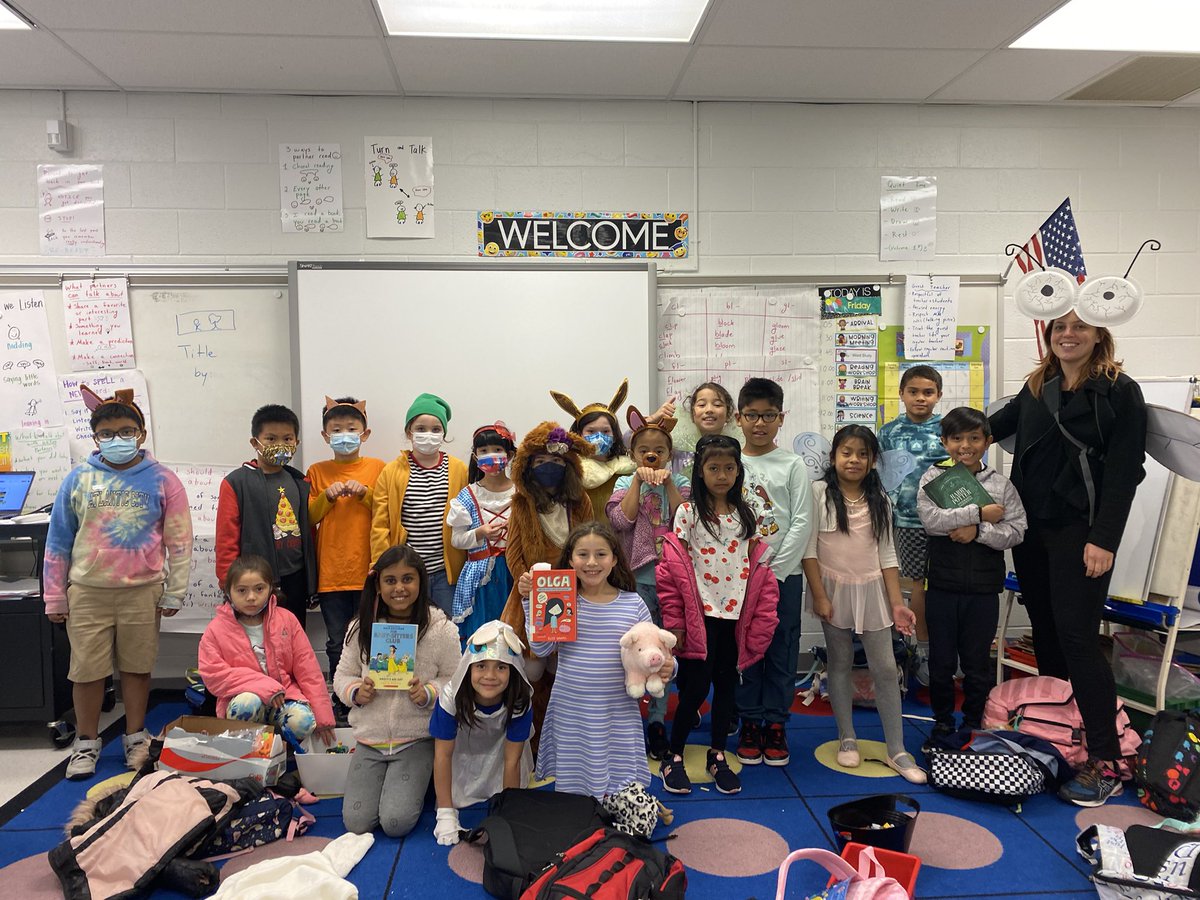 WoodburnES_3rd's tweet photo. And an overall awesome Storybook Character Day 🤩 https://t.co/vAzd2bCzjq