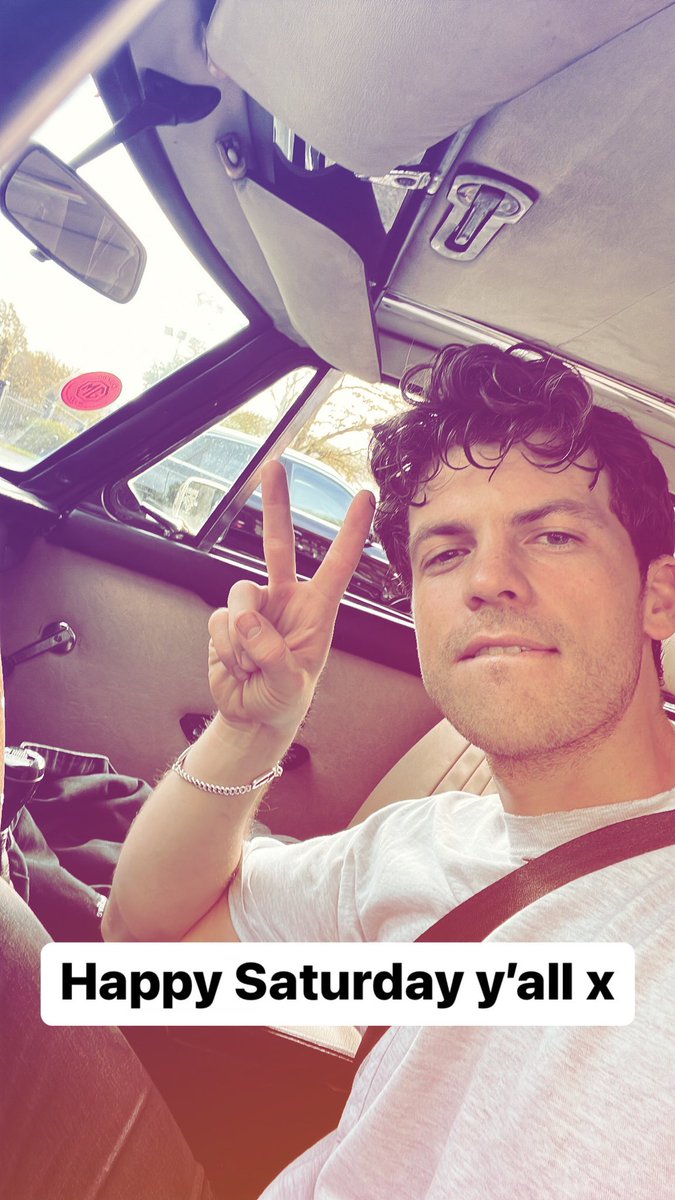 Happy Saturday twittersphere xx