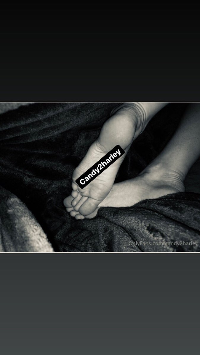 Candy2Harley's tweet photo. @RawSoless 🦶🏼💦💋 https://t.co/nZtorFxvSp