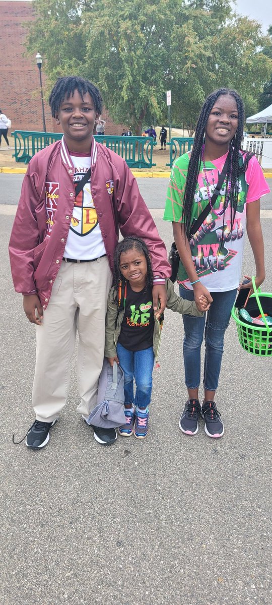 Add me on Snapchat! Username: etpthenupe snapchat.com/add/etpthenupe…