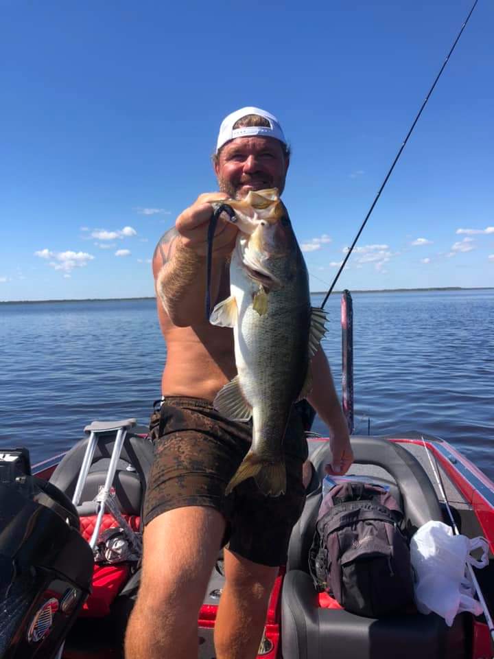 AmplifyNow's tweet photo. Contact FL Big Bass Adventures Guide Service for high-octane bass fishing charters #fellsmere #stickmarsh #centralFlorida #verobeach
(302)-420-3900 https://t.co/wvQfzU6IpD