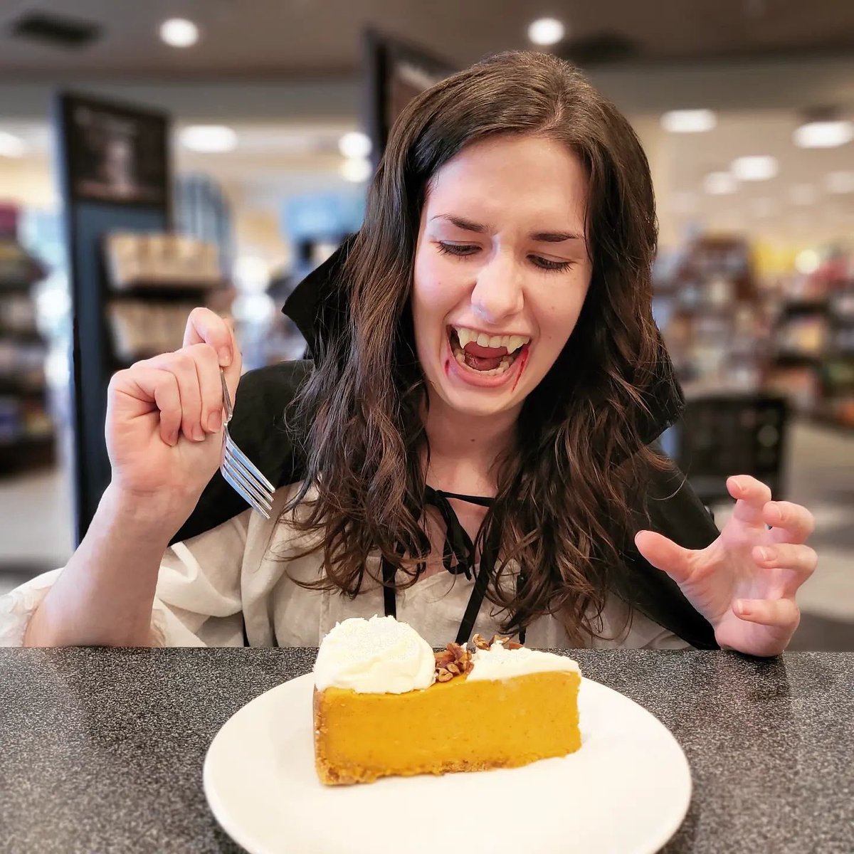 Come in this weekend and sink your teeth into a delicious treat from our #bncafe. 🎃Through Halloween (10/31) Cheesecake Factory #cheesecake slices are just $4! While supplies last. MUAH-HA-HA-HA! 
📷 <a href="/bnholland/">brett holland</a> 

#bncafeapp #pumpkinspice #halloween #oceansideca #142bn