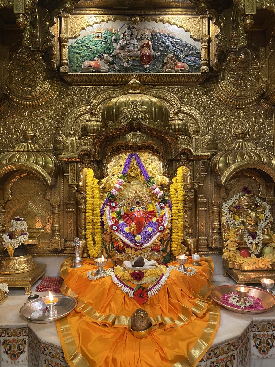 🙏 गणपती  बाप्पा मोरया 🌺मंगलमूर्ती मोरया 🙏२९/१०/२०२२
🙏Ganapati Bappa Moraya 🌺 Mangalmurti Moraya  🙏29/10/2022