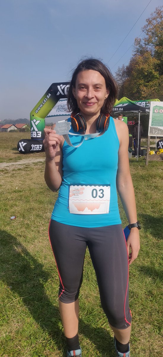 unaltuser's tweet image. We ran 10km today for clean air and a just transition away from coal in Ugljevik, BiH.
I carried a self exposure monitoring device which showed in real time how bad the air was. Purple is the worst. 😷 It got better as the fog lifted.
#BeyondCoal #LungRun #JustTransition