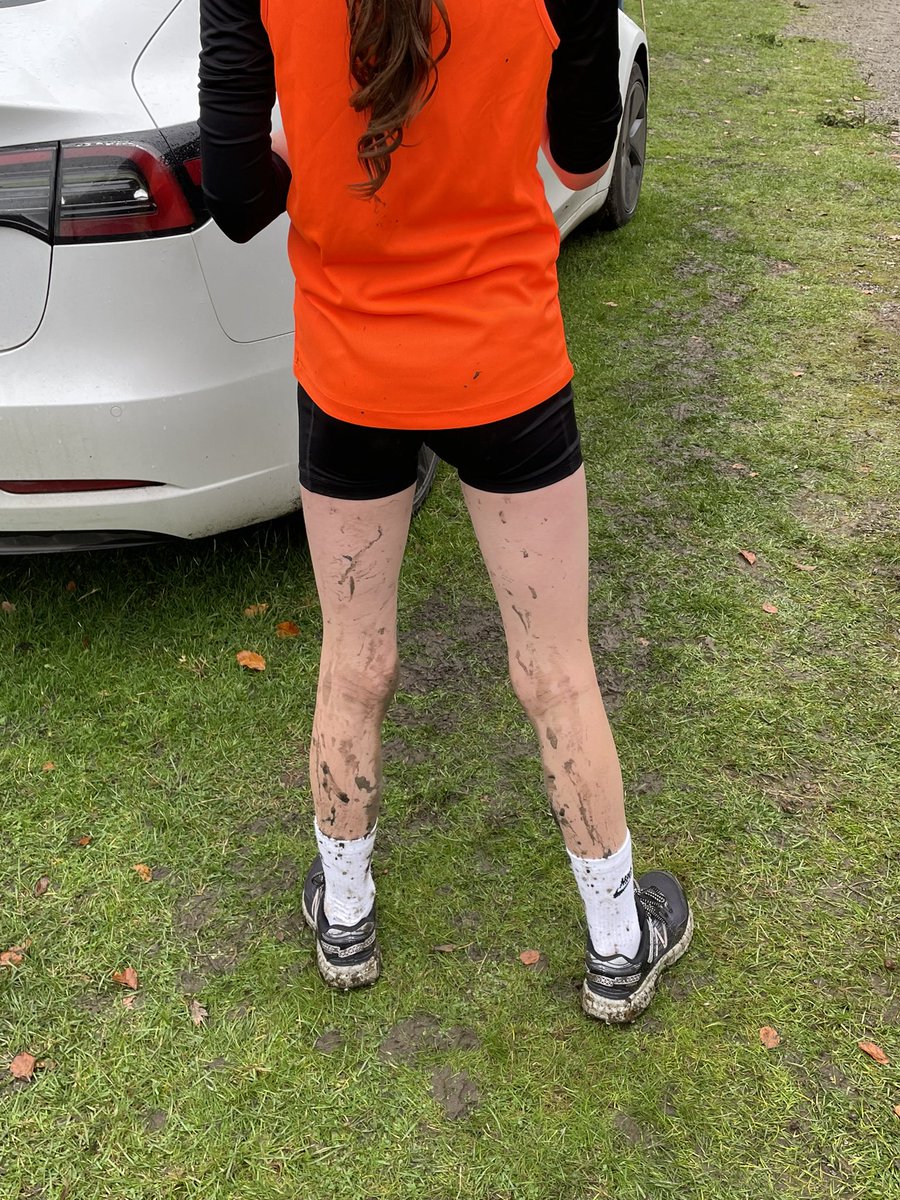 samc173's tweet photo. Half a football match then jumped in the car to first cross country in the fast pack finishing 23rd over the line and is traumatised by hills 😂 #crosscountry #lambtonpark #grassroots #under13running #itshergametoo https://t.co/kKGA0Q5lBf