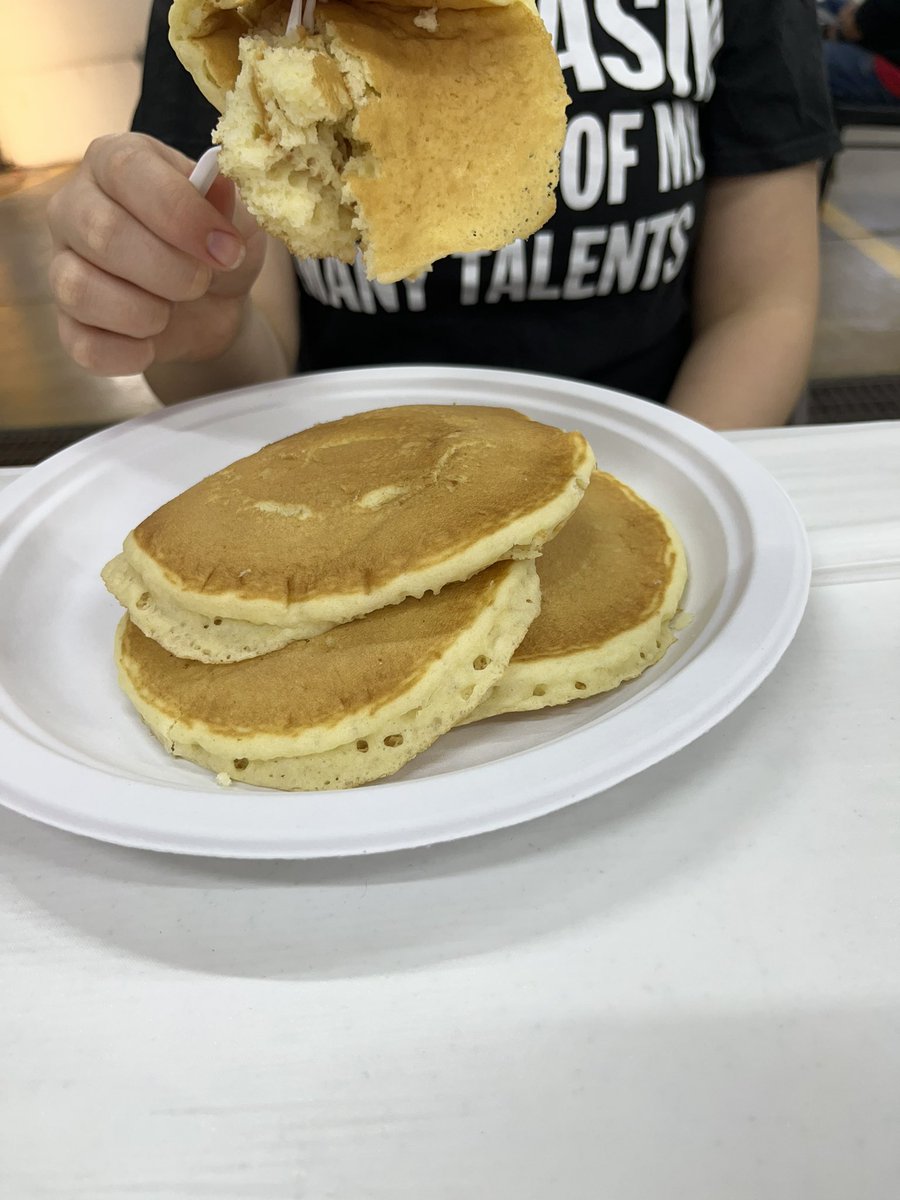 jaylvance's tweet photo. Community breakfast feed…

One child tells the other to not eat six pancakes this time….

Then they decide that they both need to do it… https://t.co/XNJxb6hCqN