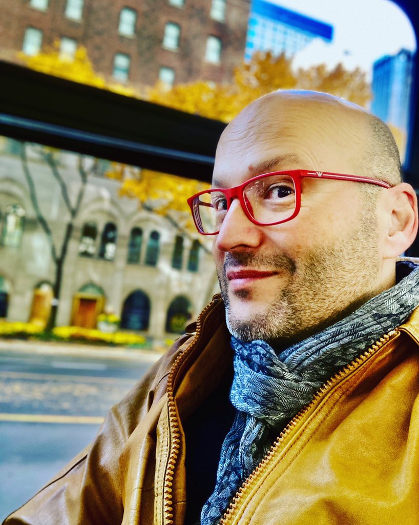 EnriqueMazzola's tweet photo. A very @LyricOpera #saturday
⬇️⬇️⬇️
1. #lecomteory rehearsal
2. #doncarlos #stageandorchestra
3. #halloweenparty
What about your Saturday? 🎃👻🍁
.
#onlinechicago #chicagohome #chicagolife #chicagostreets #chicagoland #windycity #chicagoartist #autumnvibes @PSMusicBerlin https://t.co/ghVesTfxRY