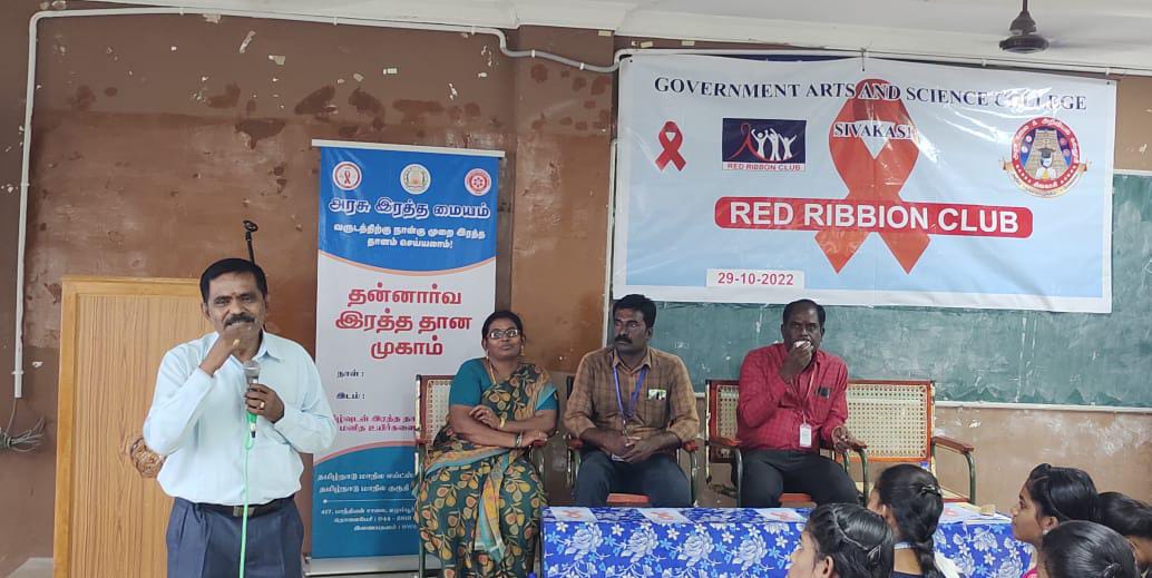 tansacs's tweet photo. HIV/AIDS awareness to the students of Red Ribbon Clubs (RRC) organized by the #DAPCUs of Ramnad , Pudukottai ,Sivagangai &amp; Virudhunagar dists.
#TANSACS 
#Comprehensiveknowledge
@NACOINDIA
@Subramanian_ma
for more info visit
 https://t.co/VA2JCak6Vb https://t.co/4izYBUnWJA