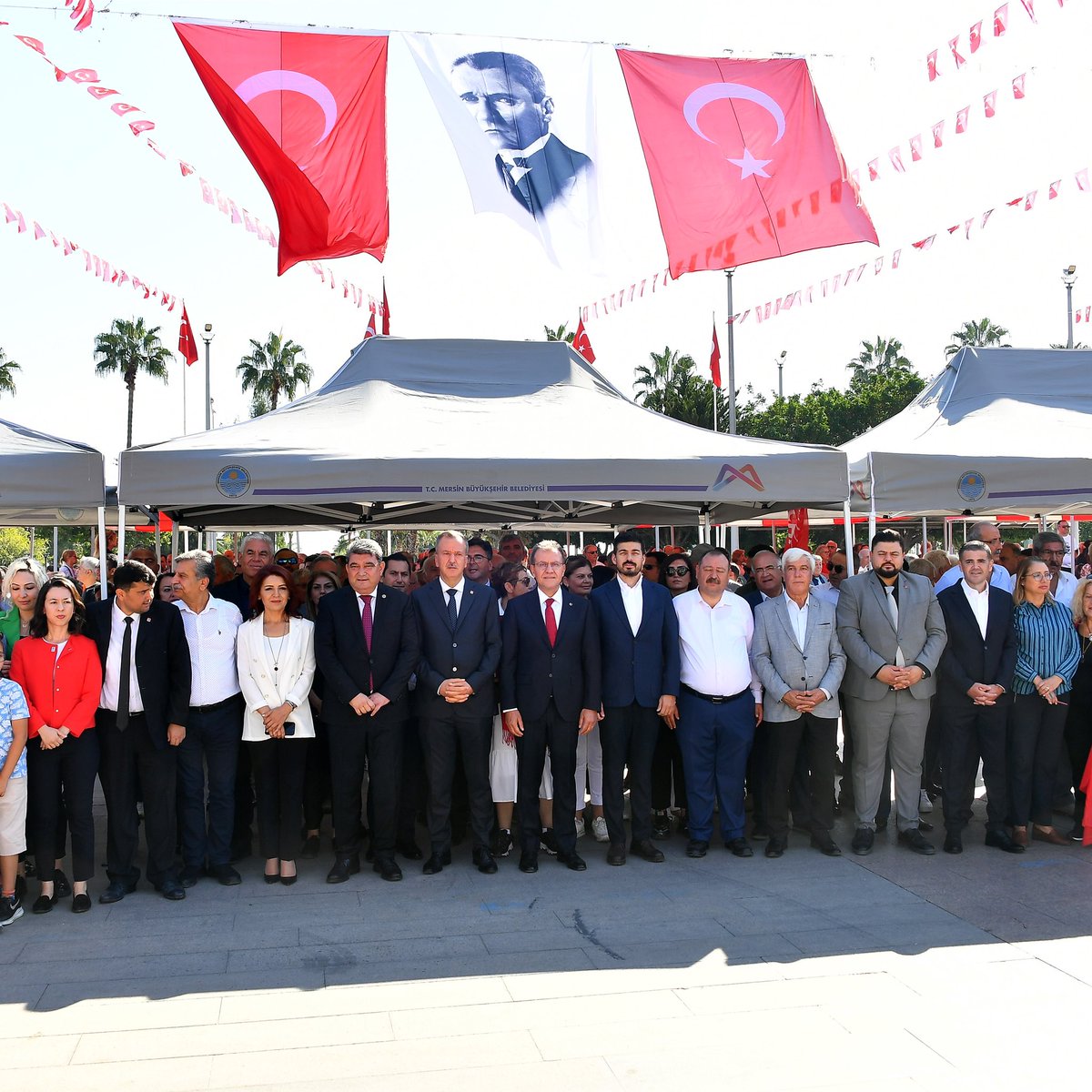 “Benim iki büyük eserim var. Türkiye Cumhuriyeti ve Cumhuriyet Halk Partisi’dir.” Ulu Önderimiz Mustafa Kemal Atatürk’ün eserinden biri olan partimizin kutlamalarına katıldım. Cumhuriyetimizin ikinci yüzyılını demokrasiyle taçlandıracağız. #YaşasınCumuhuriyet🇹🇷