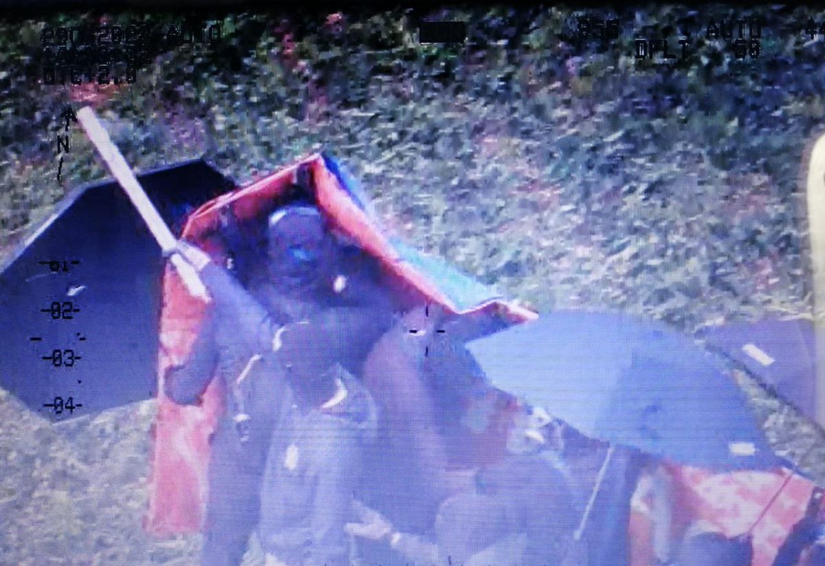 Prefet79's tweet photo. Violences  (mortiers, cocktails molotov, jets de projectiles…) pendant la  #manifestation interdite à #SainteSoline (toujours en cours). Action déterminée des forces de l’ordre pour garantir la sécurité et protéger le périmètre. L’intrusion sur le site a été évacuée. https://t.co/gtSQVPkhSw